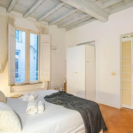 Prestigious By Navona *